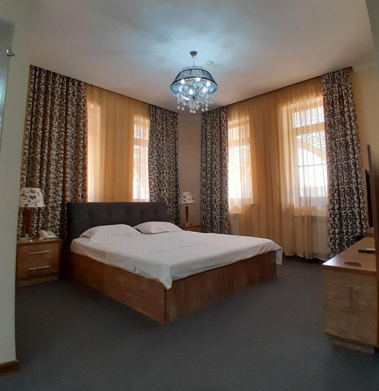 Hotel Bek Samarkand Exterior photo