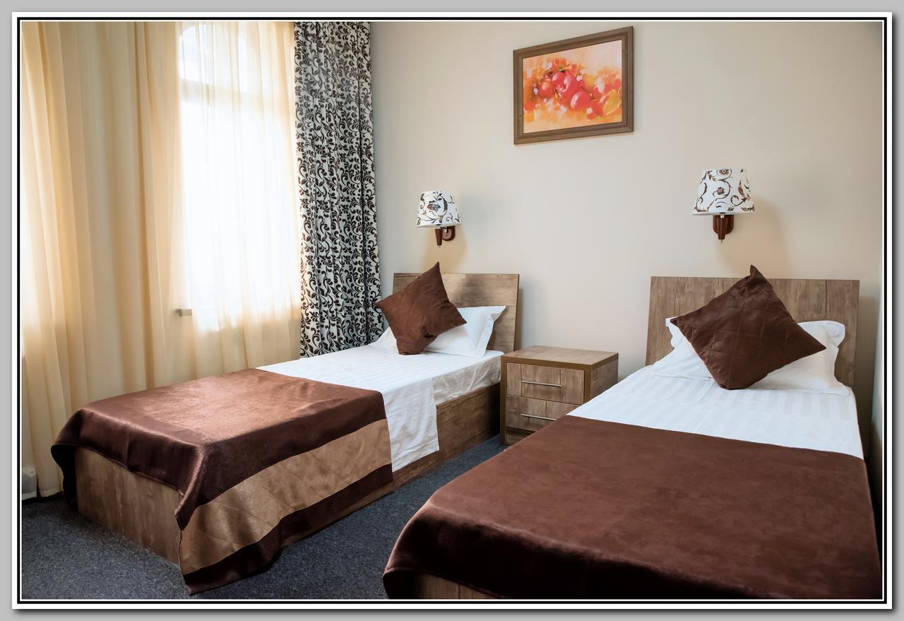 Hotel Bek Samarkand Exterior photo